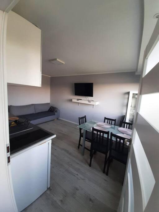 Urocze Mieszkanko 1,25 Km Do Morza Baltyckiego Apartment Gdansk Exterior photo